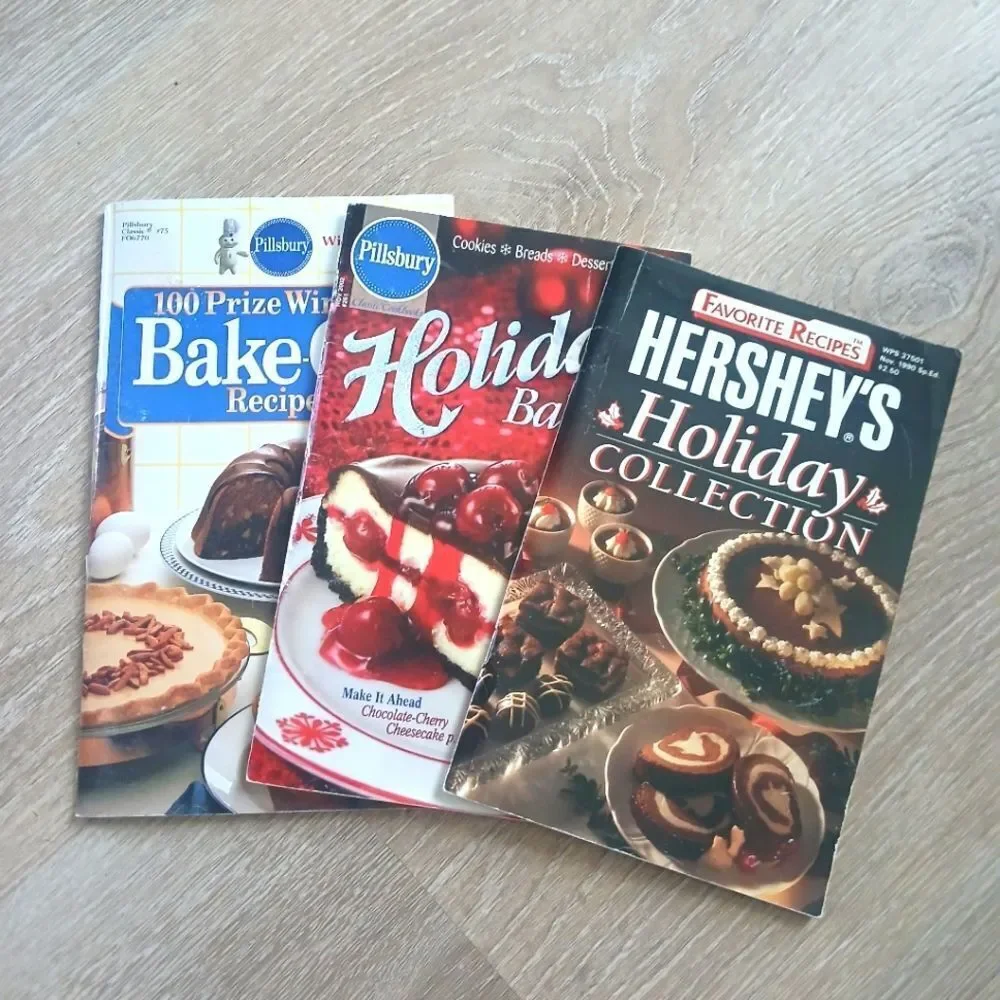 Hershey's Holiday Recipe Pillsbury Set of 3 Festive Baking Booklets Cookbooks